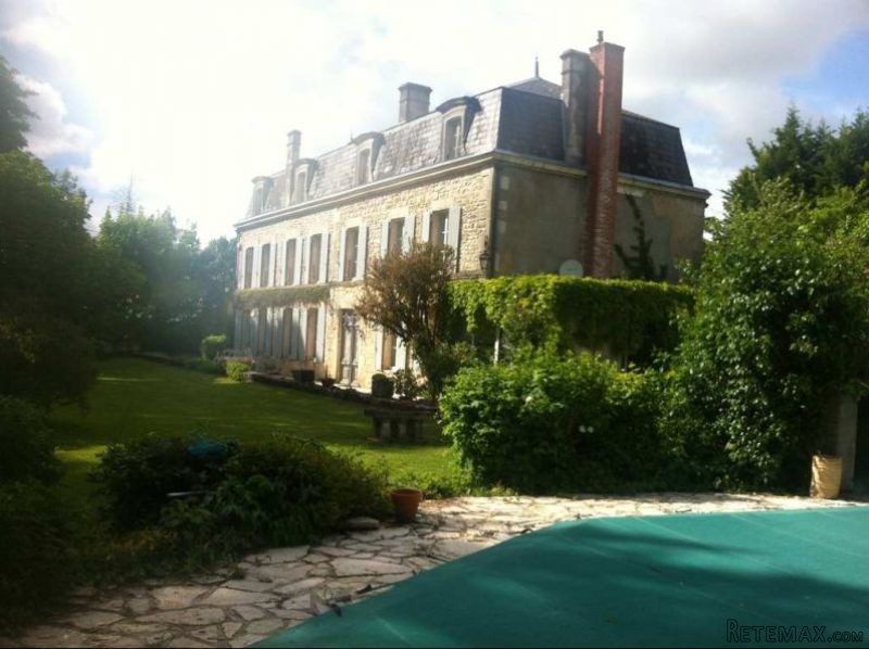 Character Maison De Maitre Style House