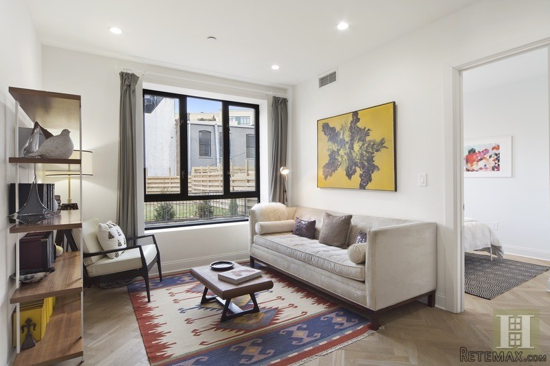 1 bedroom Apartment For Sale: 735.. - 2