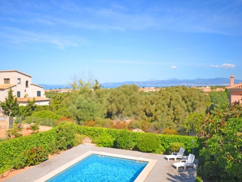 Lovely Family Villa Near Palma