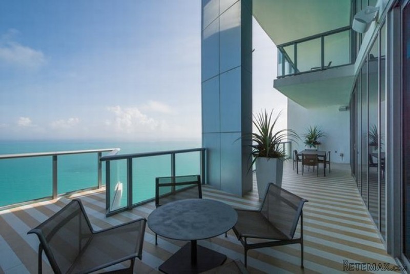 5 bedroom Flat For Sale: 17001 COLLINS.. - 2