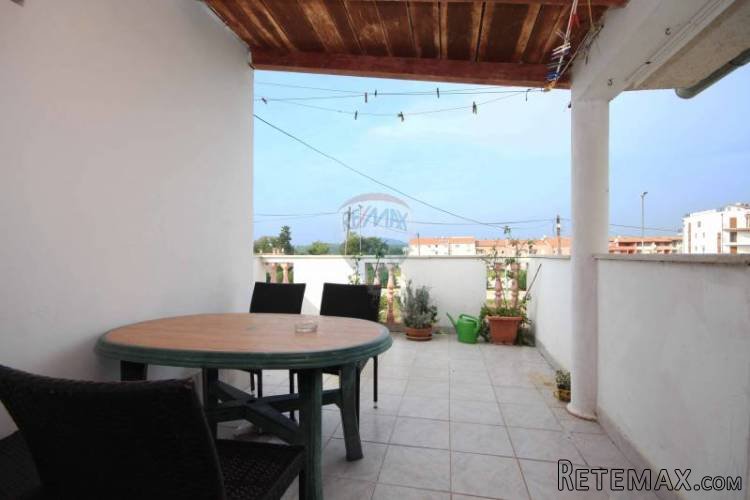 Istra, Medulin- Apartmanska kuća 50m od mora - 2