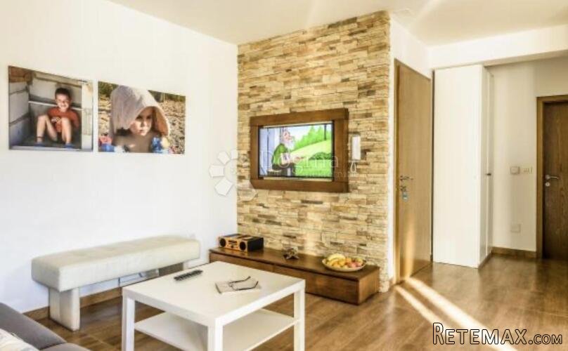 Stan/apartman u Ninu, 50m od mora! Namješten+parkirno mjesto - 2