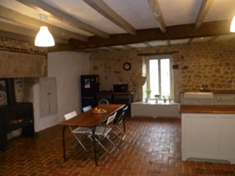 EC0885al Beautifully Renovated Village..