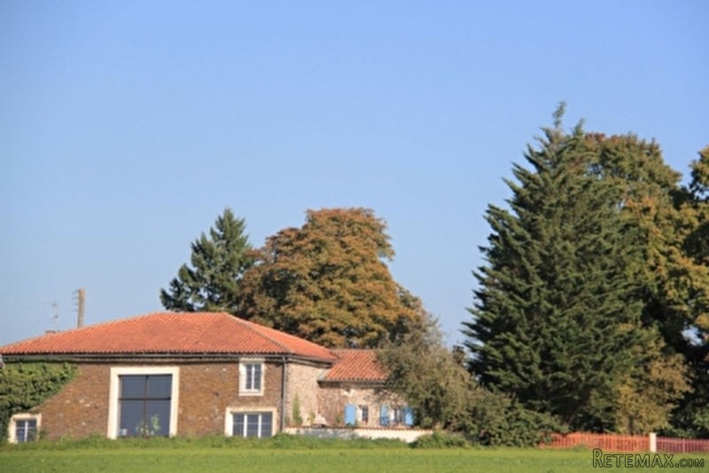 Magnificent 12 Room Country House; 5.. - 2