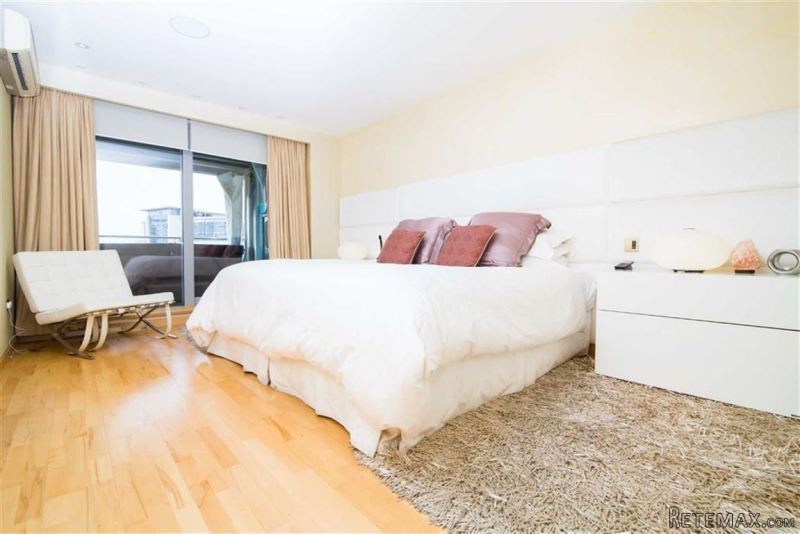4 bed apartment in Ocean Village - 2