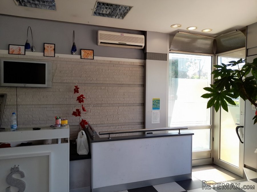 Izdaje se lokal-poslovni prostor na Bezanijskoj Kosi - 6