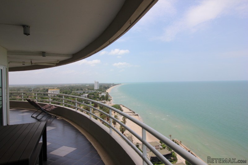 Absolute Beachfront Condo At Ruen Rom -..