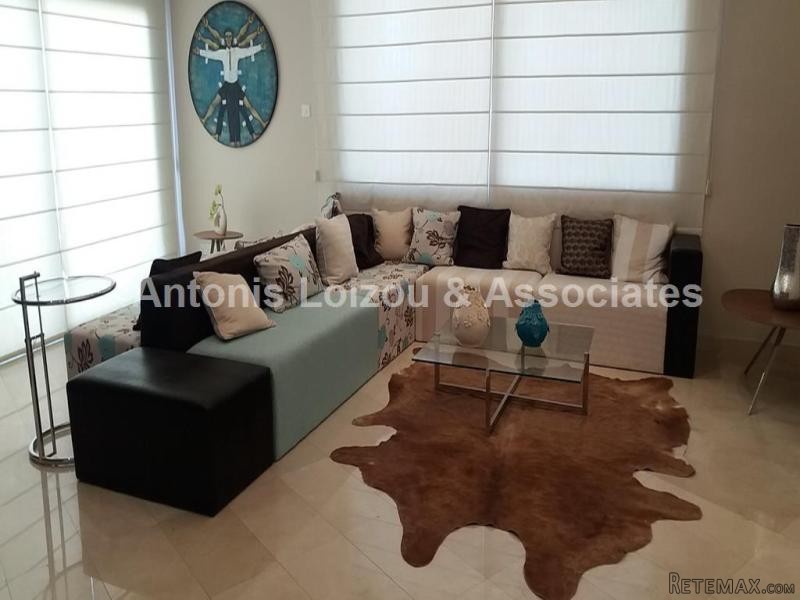 Ground Floor Beachfront Apartment - 2