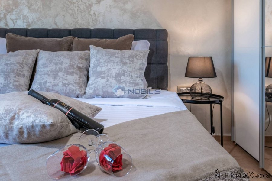 Poreč-vila s bazenom - 11