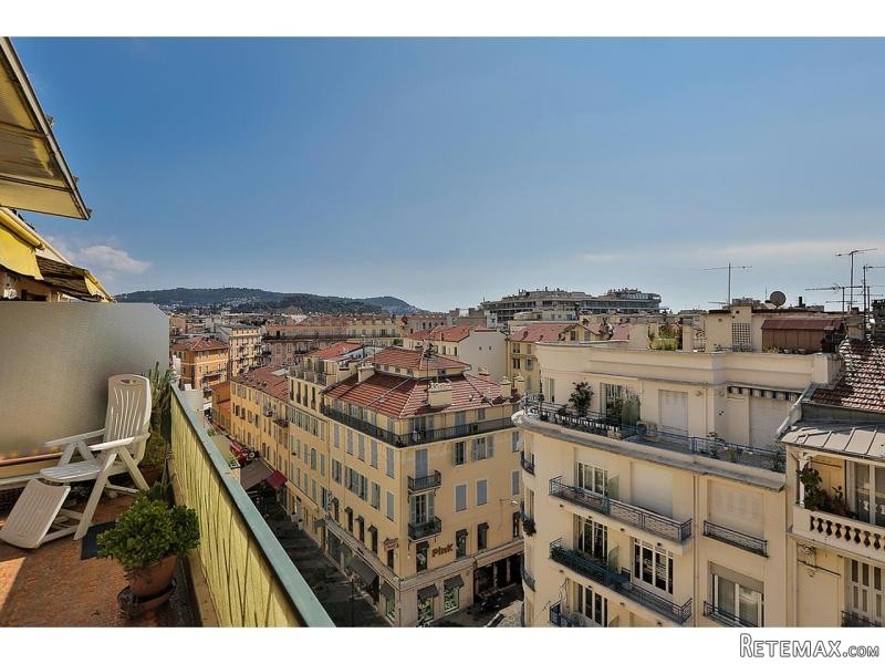 Spacious Top Floor 2 Bed Apartment With.. - 2