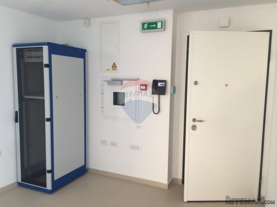 Poslovni prostor u centru - 3