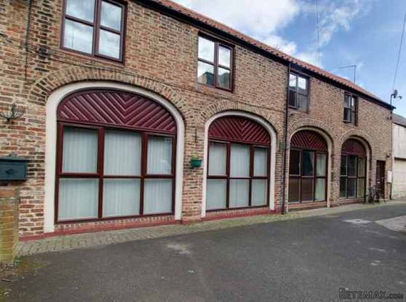 2 bedroom, Terraced House house for sale