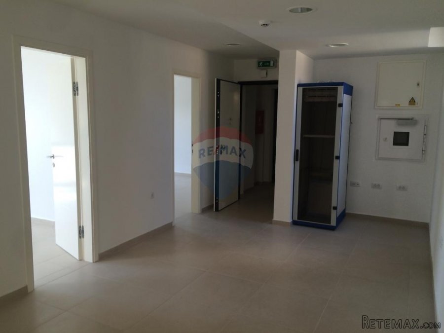 Poslovni prostor u centru - 5