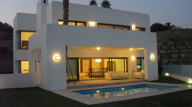 4 Bedrooms - Villas - Malaga - For Sale