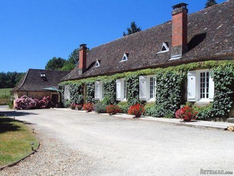 Superb Perigordian Property With Main.. - 2