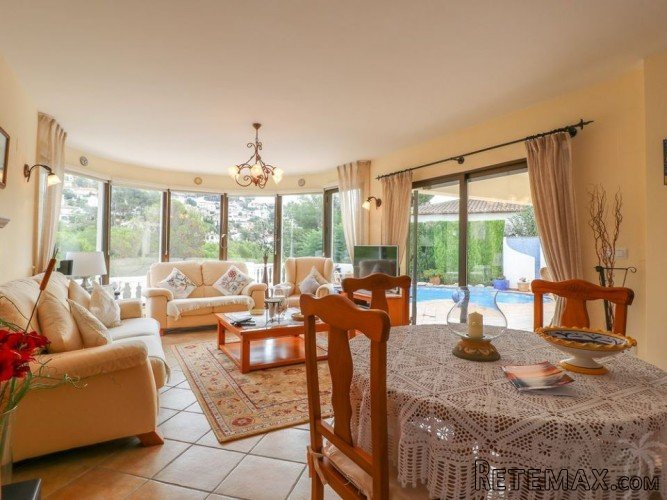 Very well maintained villa in Benissa Costa, reduced from.. - 6