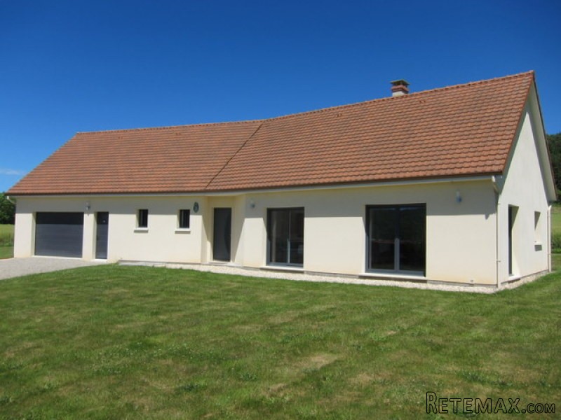 Contemporary House in Good Condition