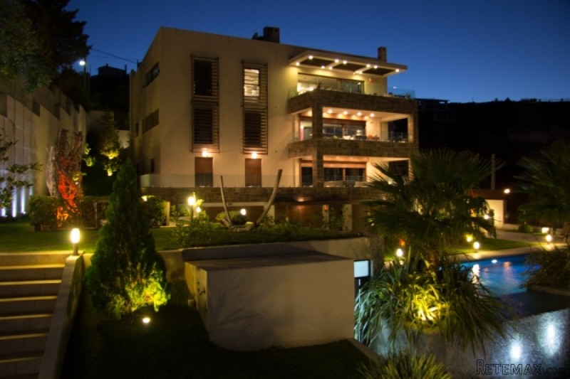 3 bedroom Block of Apartments For Sale:.. - 2