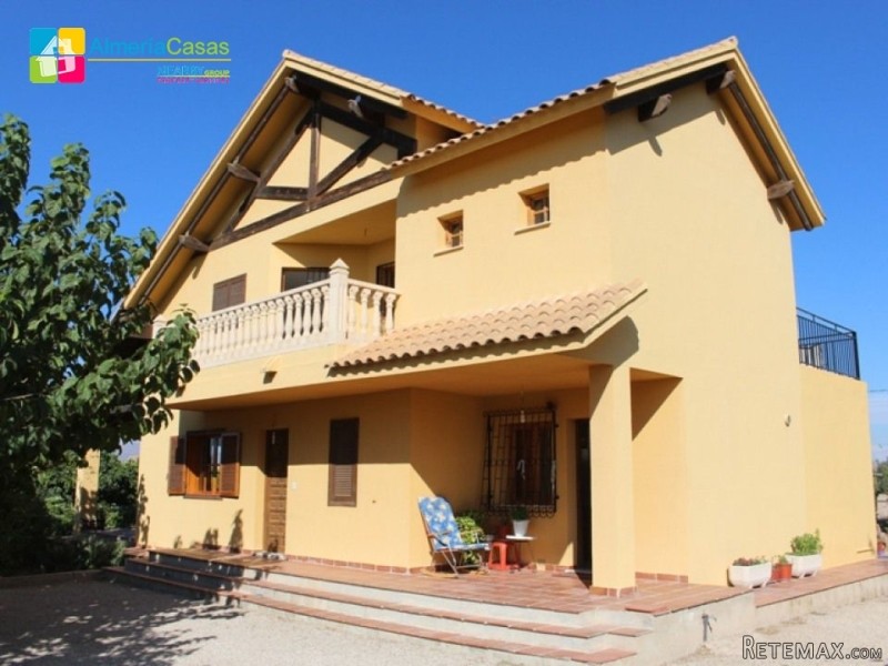 Villa For Sale In Lorca