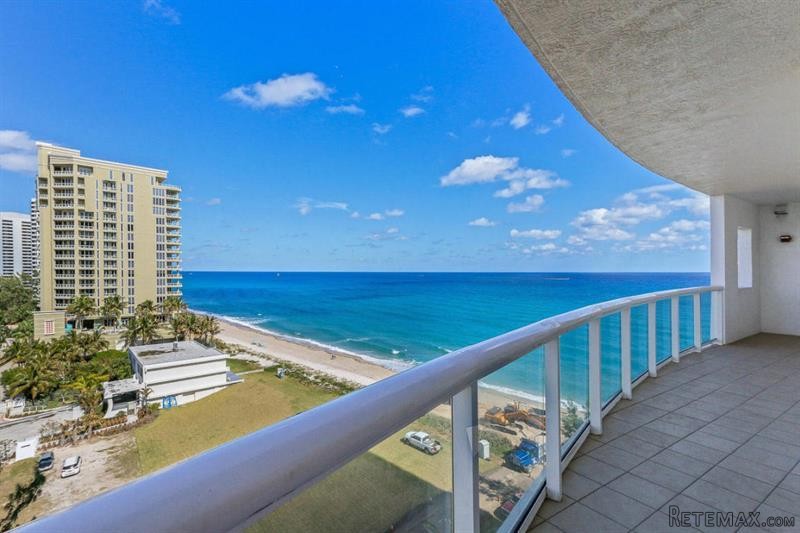 2 bedroom Residence For Sale: Singer..