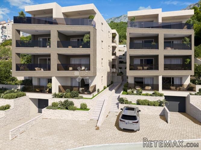 B3, novogradnja s pogledom na more, Podgora