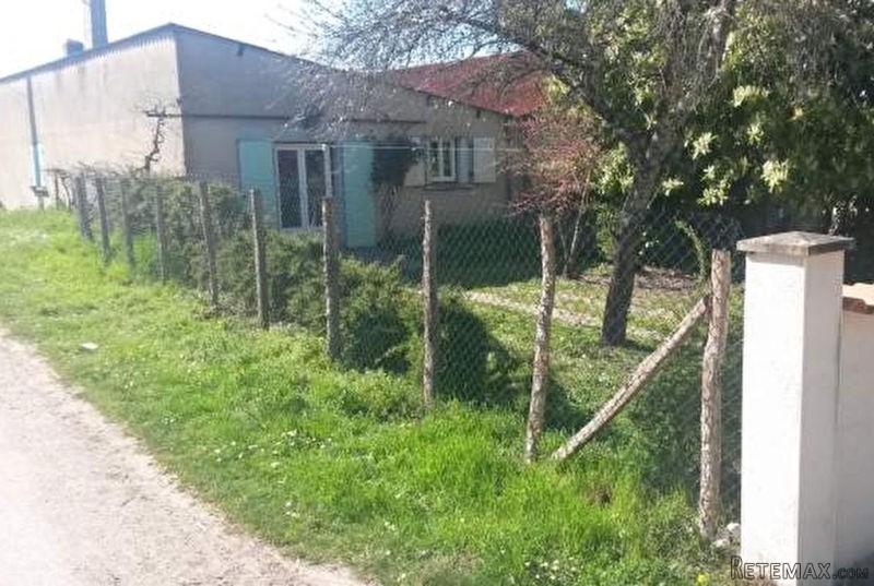 Ferme offrant 2 maisons, une grange.. - 2
