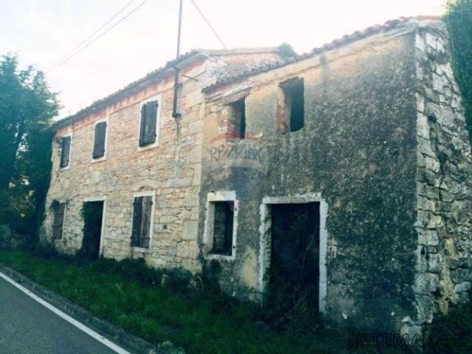Stara Istarska kamena kuća za adaptaciju - 2