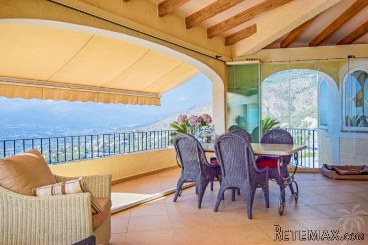 A lovely villa in the prestigious area of Altea Hills. This.. - 4