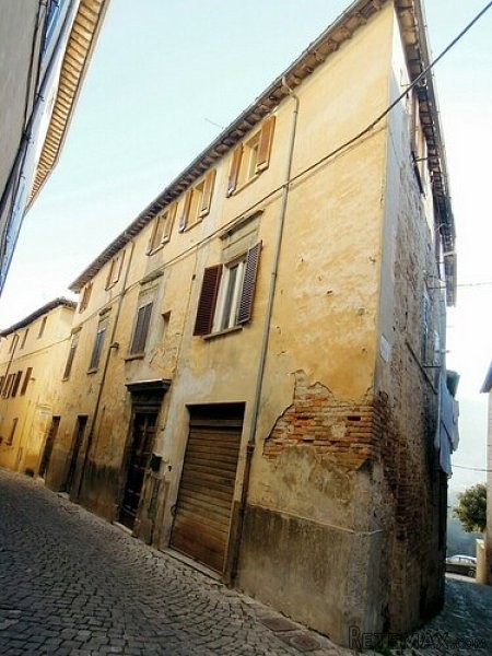 Wonderful Property In The Centre Of..