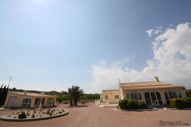 Reduced 20k May17!! Fabulous 3bed Villa..