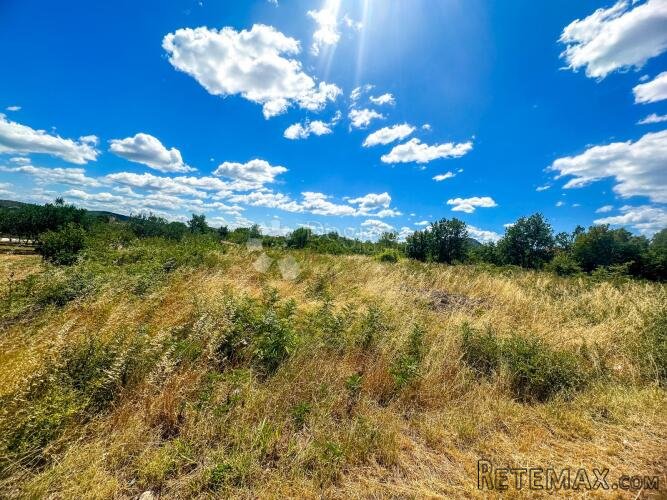 POLAČA; BIOGRAD n/m, Atraktivno građevinsko zemljište 818 m2