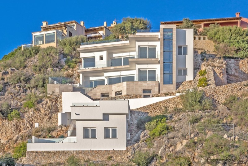 New Modern Villa With Sea View In Santa..