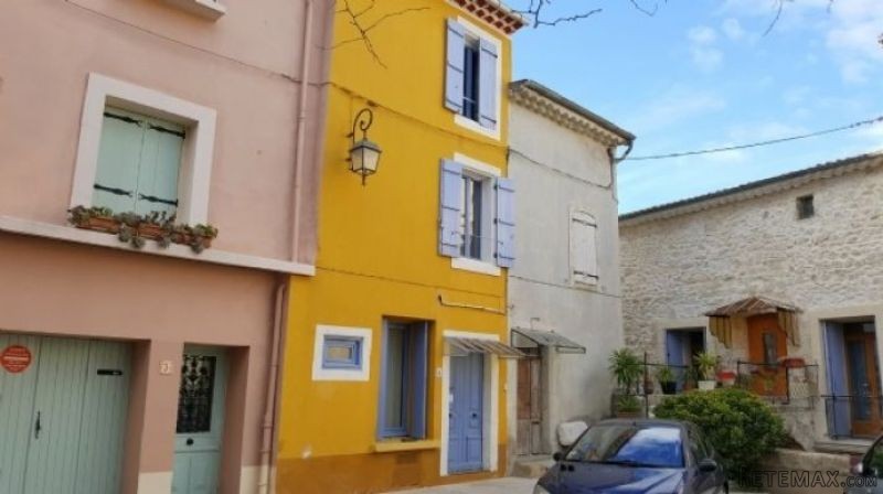 Pretty Village House, Sold Furnished - 2