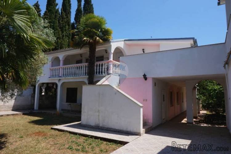 Istra, okolica Pule, Peroj, velika apartmanska kuća - 4