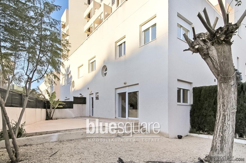 Great 2-bedroom duplex apartment with..