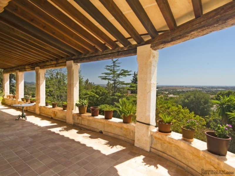 Top Investment Offer With Views In Sa.. - 2