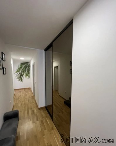 Trosoban DELUX stan sa garazom-Novi Sad - 9
