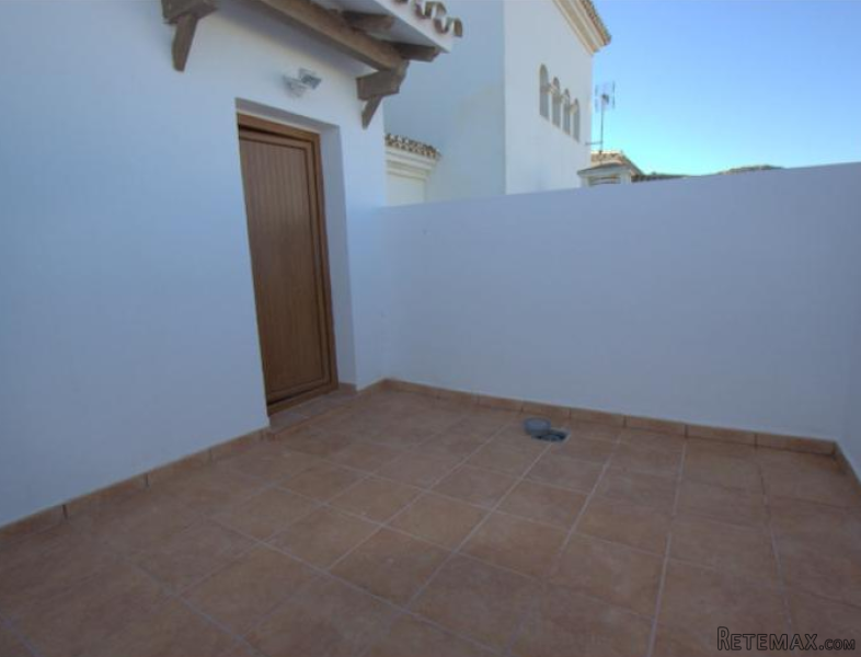 3 bedroom apartment for sale - 2