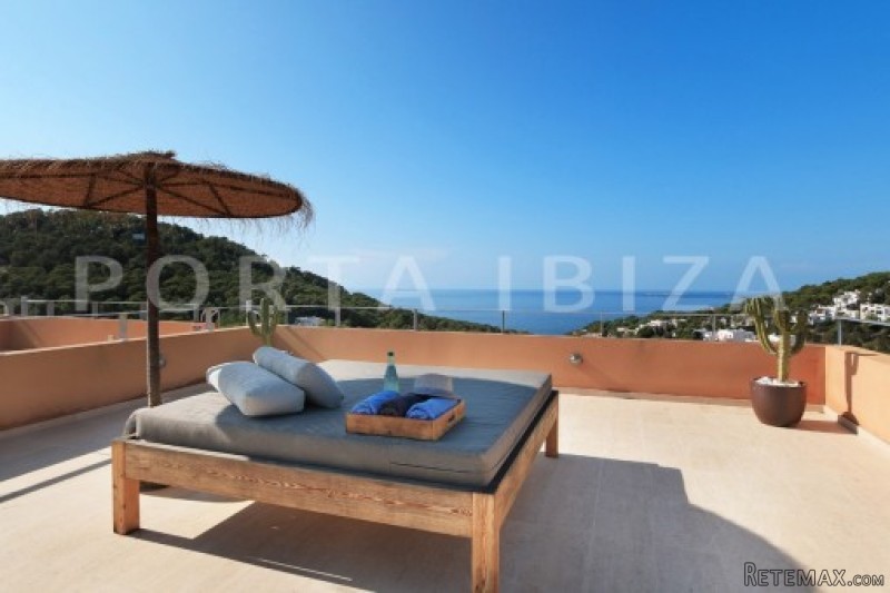 Fabulous apartment in Cala Carbo with..