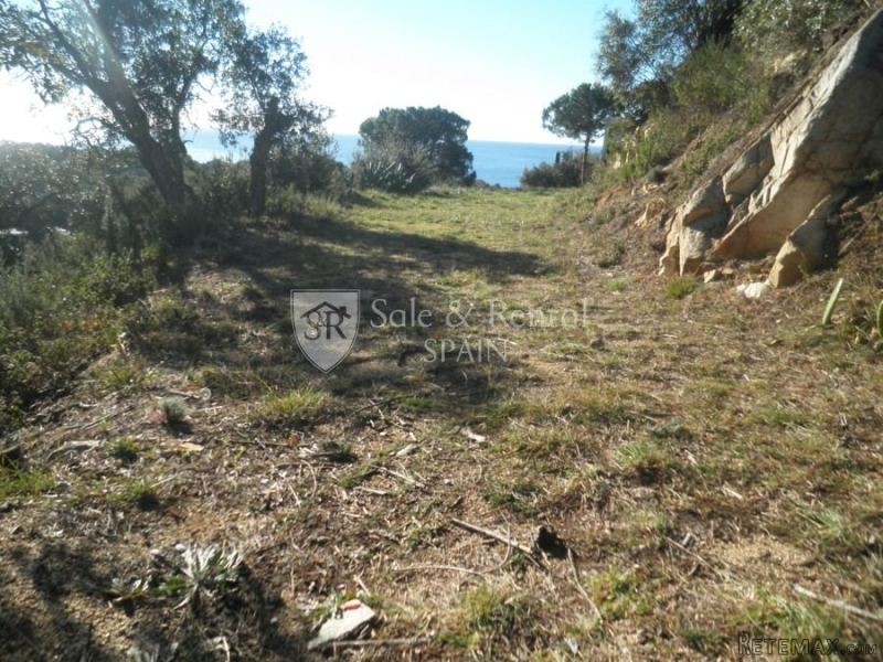 Fantastic Plot With Sea Views In Santa..