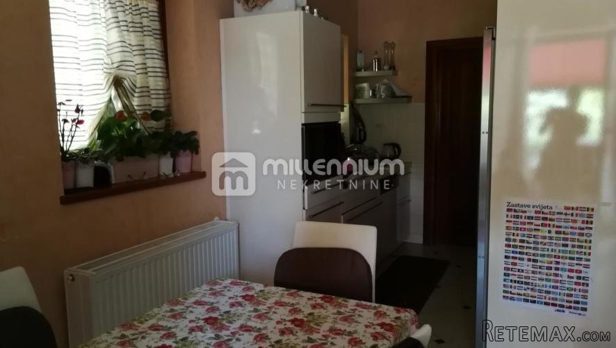 Marinići, kvalitetna kuća s okućnicom - 6
