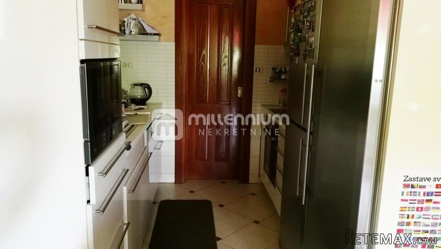 Marinići, kvalitetna kuća s okućnicom - 7
