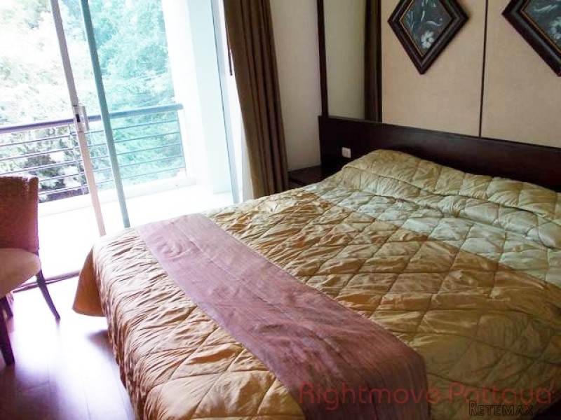 3 Bedroom Condo for sale in Pratumnak -.. - 2