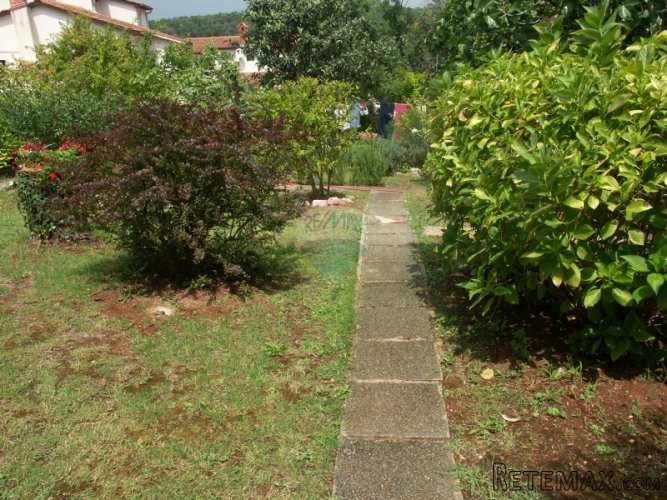 Banjole, prizemnica sa predivnom okućnicom 200m do mora - 4