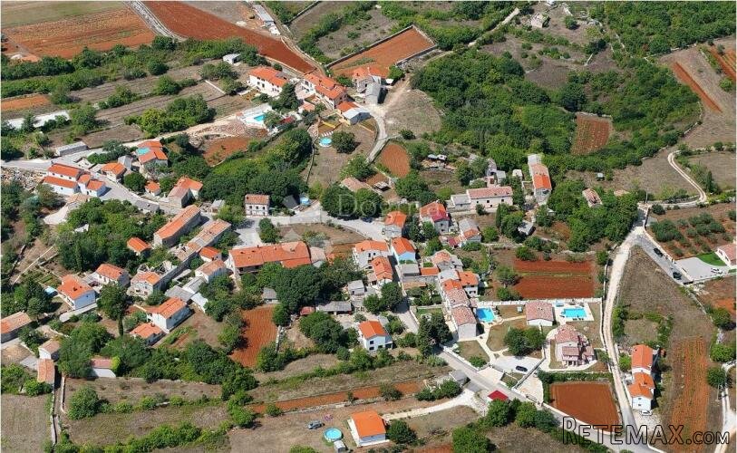 5 građevinskih zemljišta za 5 kuća - 2