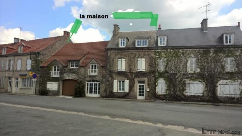 Beautiful and spacious house with lift..
