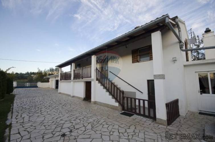 SAVIČENTA, KUĆA NA VELIKOJ PARCELI - 4