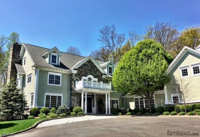 6 bedroom Detached House For Sale: 68..
