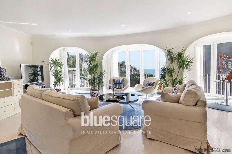 4 -Bedroom villa with sea view, close.. - 2