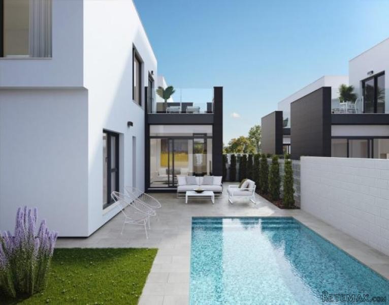 3 bed 2 bath detached villas, 5 minutes.. - 2